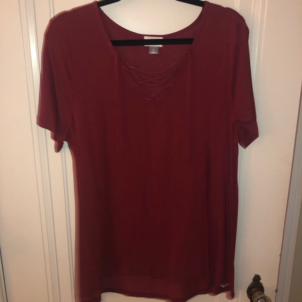 Lace up tee